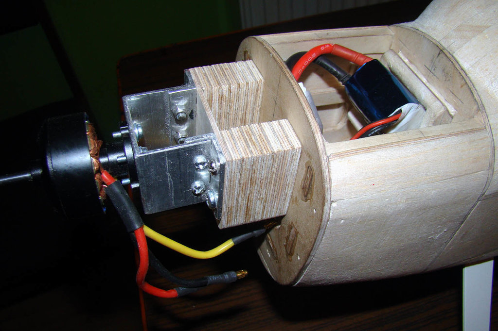 luk na akumlator.jpg