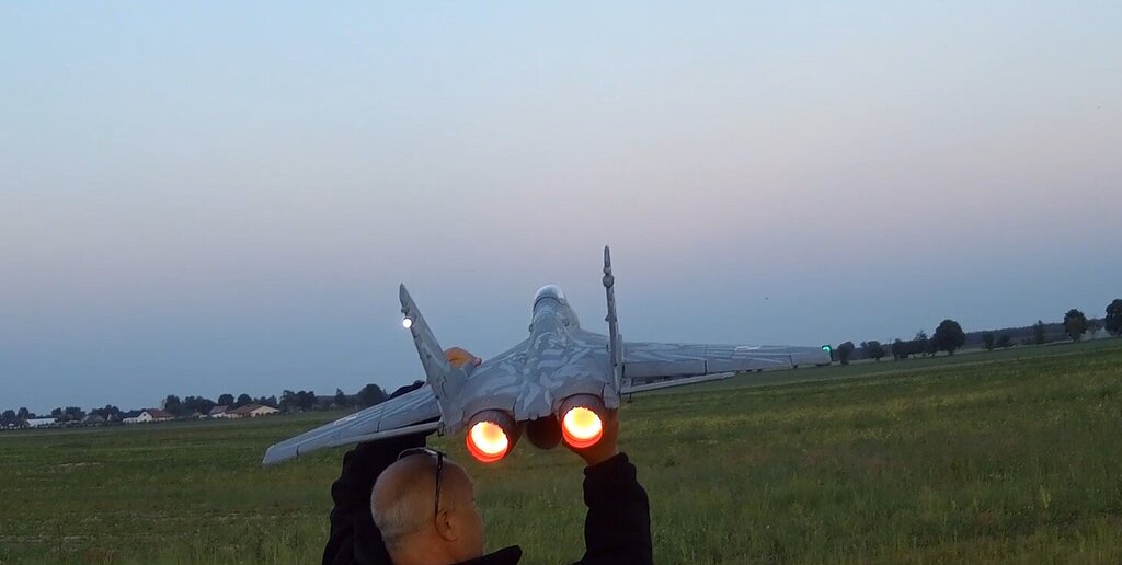 Zrzut ekranu 2021-06-15 162411.jpg