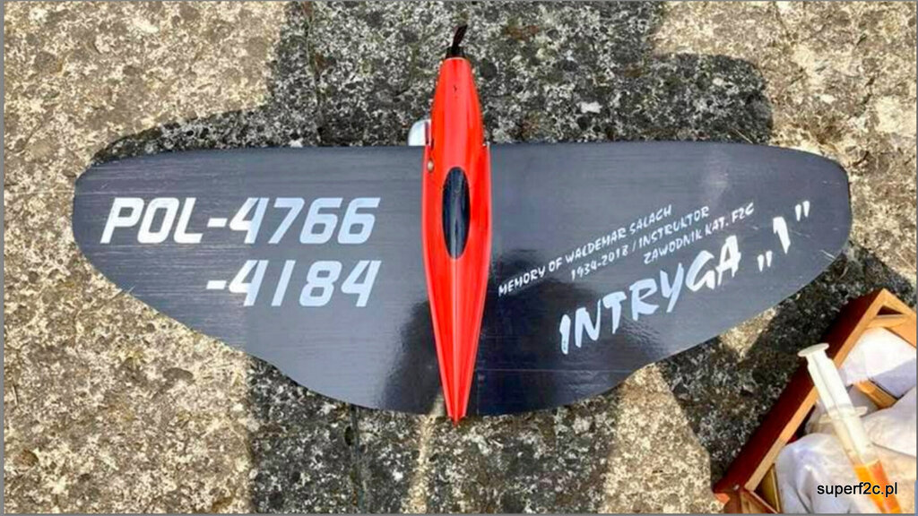 Intryga.thumb.JPG.80072f28345d79398207a9e6cdd2fc39.JPG