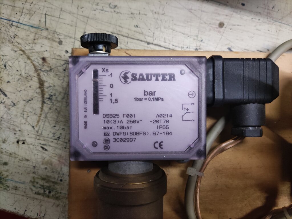 wlacznik podcisnieniowy.jpg