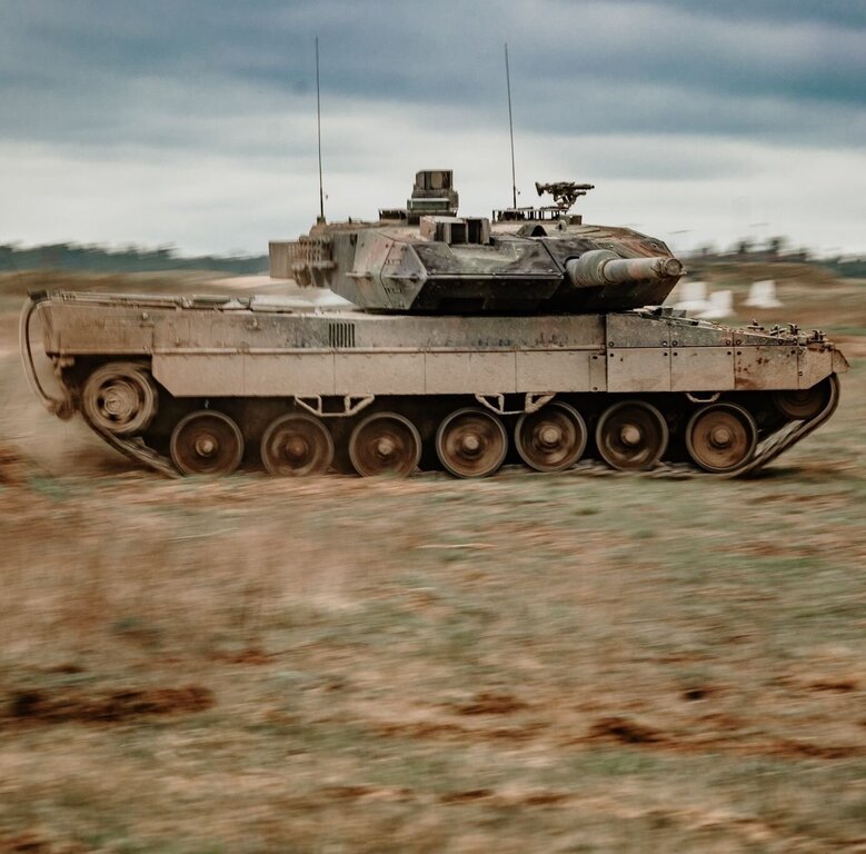 Leopard 2A5 - Polish Army MBT.jpg