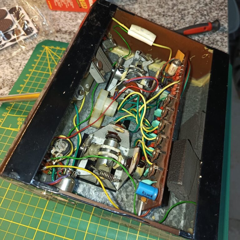 WhatsApp Image 2025-12-26 at 20.30.22(1).jpeg