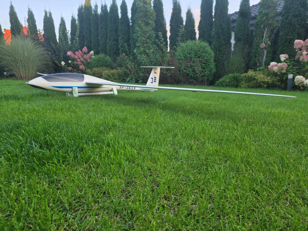4z 20261004_174424.jpg
